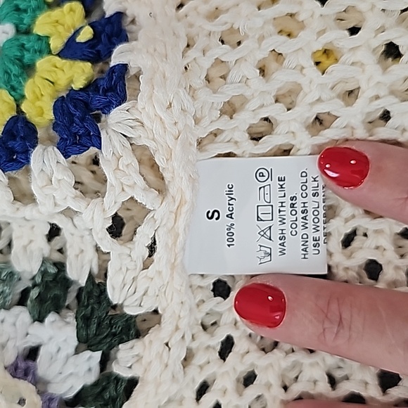 NWOT Boho crochet bell sleeve Granny squares open front sweater. Oversized S - Picture 10 of 10